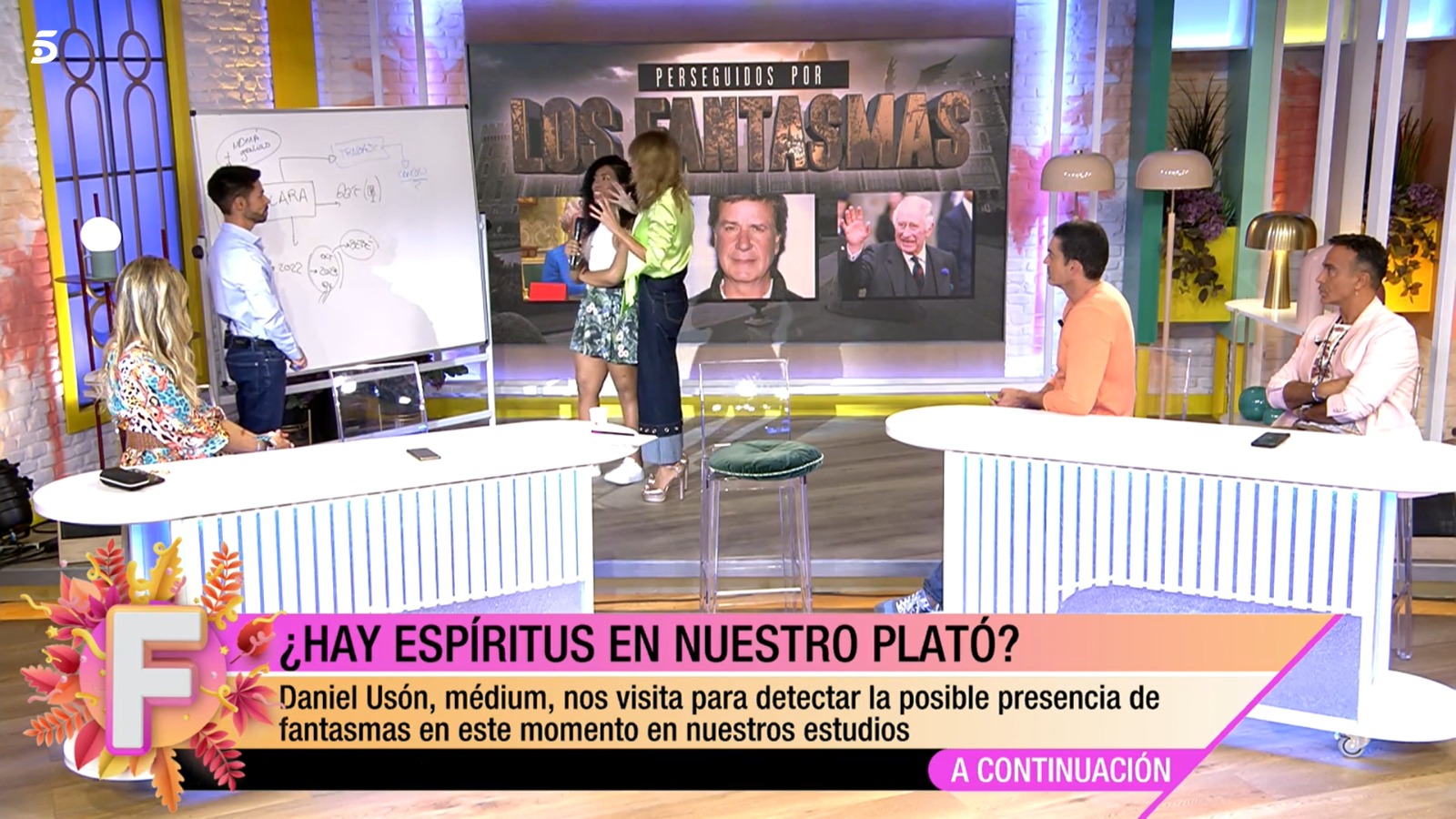 Medium fantasmas plató Fiesta