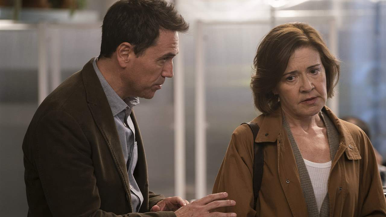 La 1 Misterios Laura miércoles